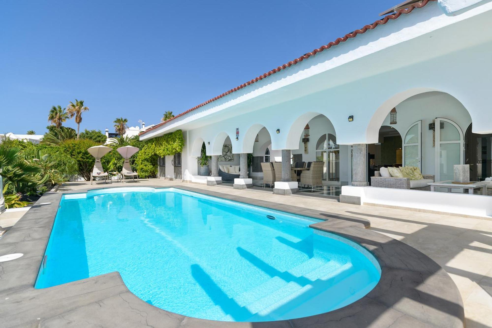 Oasis De Lujo - Luxury Boutique Villa Коста Тегисе Екстериор снимка