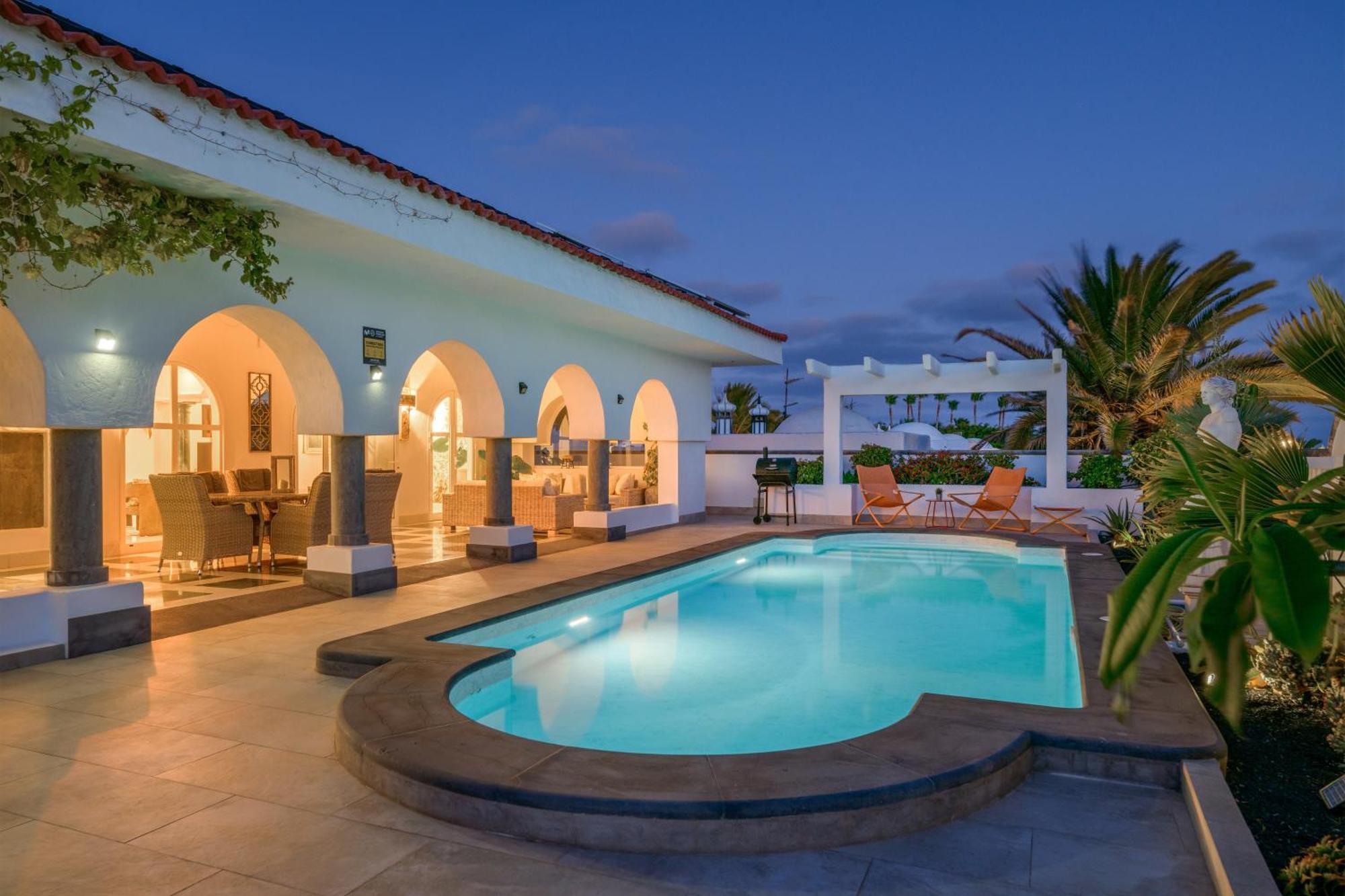 Oasis De Lujo - Luxury Boutique Villa Коста Тегисе Екстериор снимка